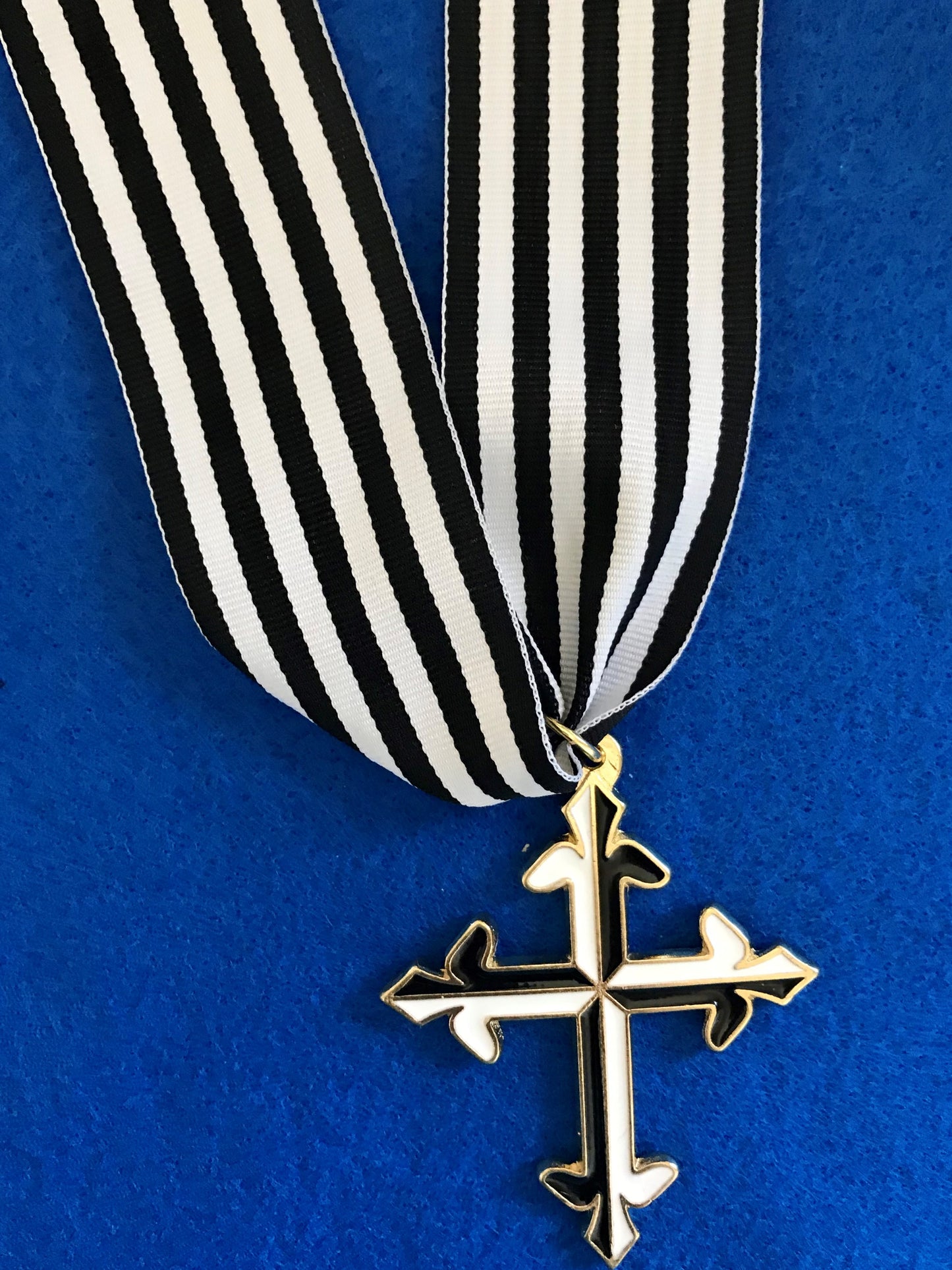 Cross Large Ribbon