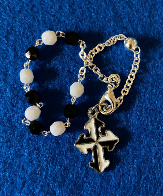 Rosary Bracelet B/W dainty